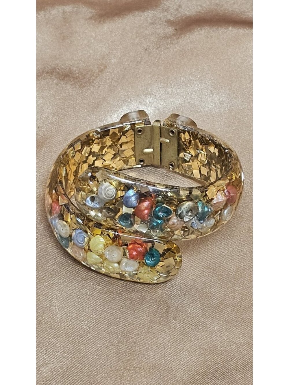 Vintage Lucite Clamp Bangle Bracelet Gold Confetti, Sea Shell
